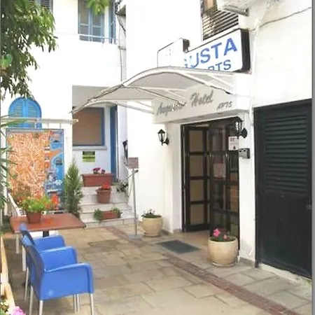 Zodiac Aparthotel 3*