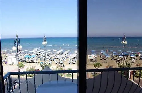 Hotel de apartamente Zodiac Larnaca