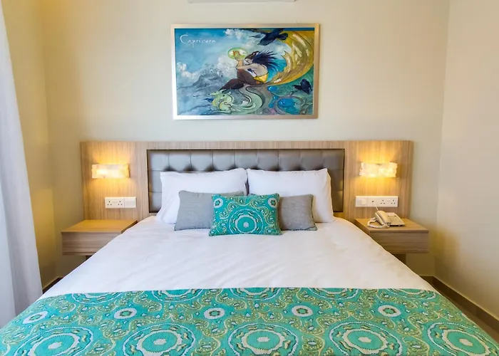 Zodiac 3* Ларнака